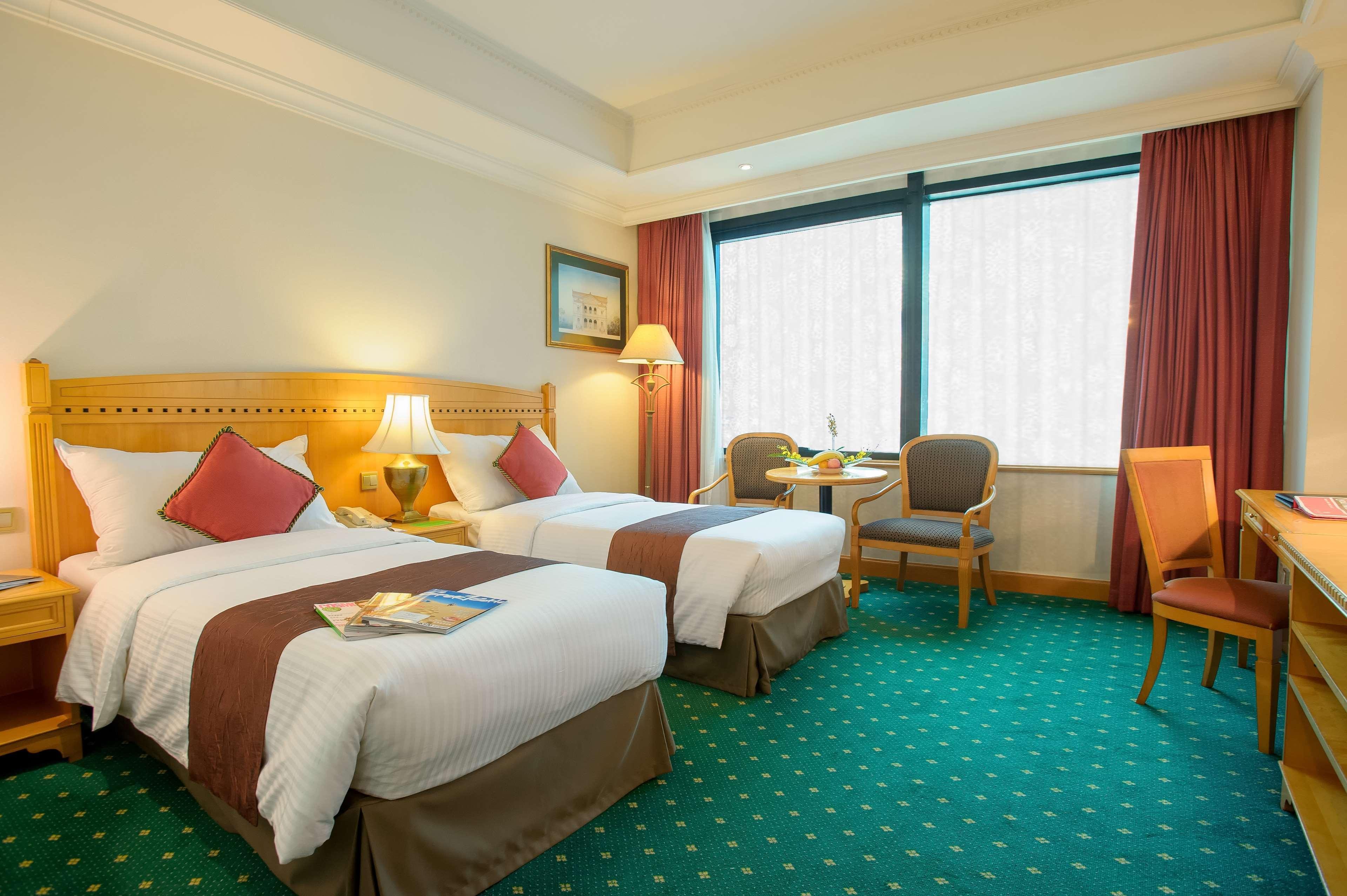 Western Khách sạn 4*